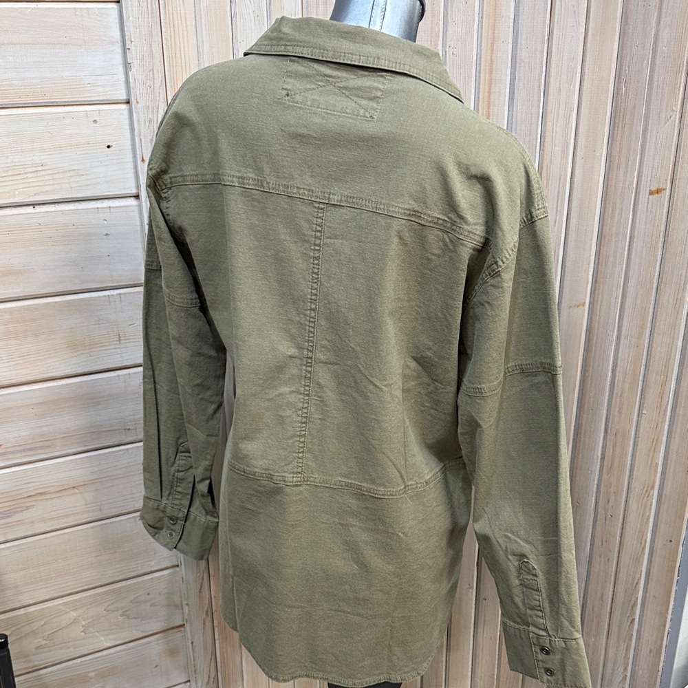 Military Style Olive Pullover - Picture 2 of 4